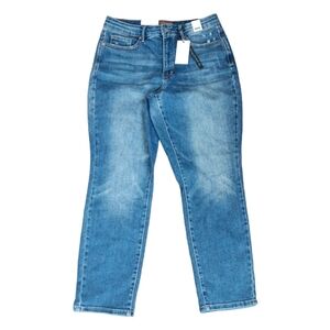 💚NWT Judy Blue High Waist Slim Fit Tummy Control Destressed Jeans 14W